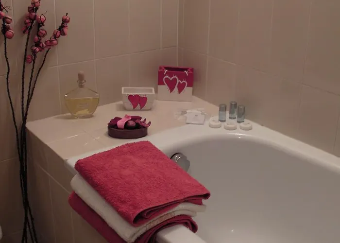 Ma Maison לינה וארוחת בוקר פיאנורו